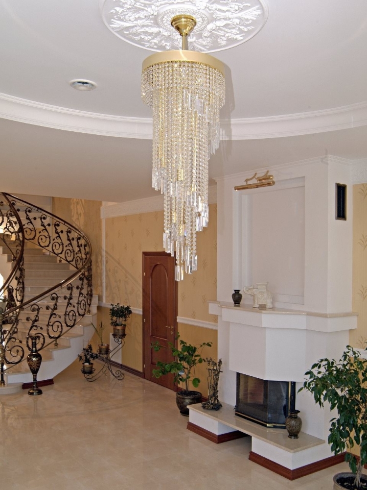 Crystal chandelier for the room «Spiral»
