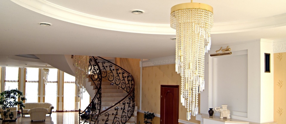Crystal chandelier for the room «Spiral»