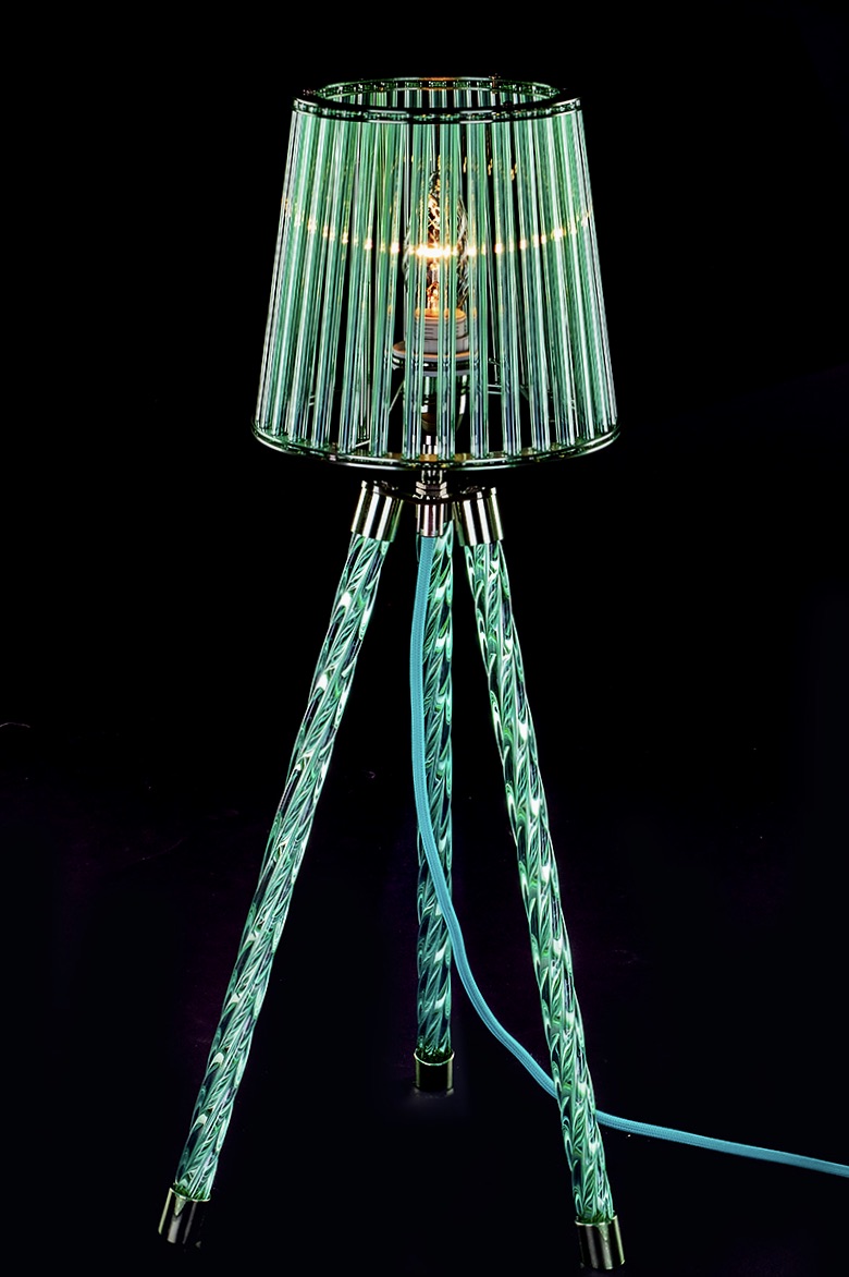 HOOPS - 04 - TL. Green. 55x29.